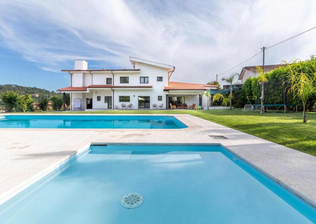Casa 141- Familiar Conforto Paz E Bem-Estar Гімарайнш Екстер'єр фото